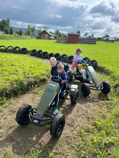 526880372 1305556848247185 3685899924236735467 n